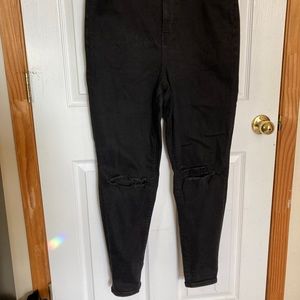 American Eagle ne(x)t distressed knee black skinny jeans